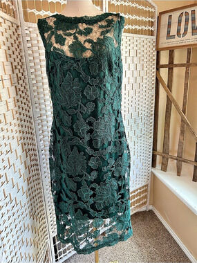 TADASHI SHOJI Illusion Yoke Floral Lace Midi Cocktail Dress Emerald Green 16